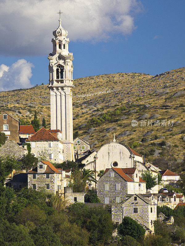 Lozisca church